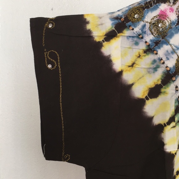 Item #113 Ladies Blouse. - Picture 3 of 8